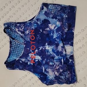 Pelaton sports bra